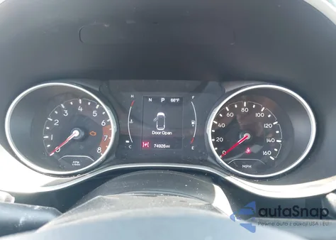 2018 Jeep Compass Latitude 4X4 from USA, damaged, VIN 3C4NJDBB4JT436816